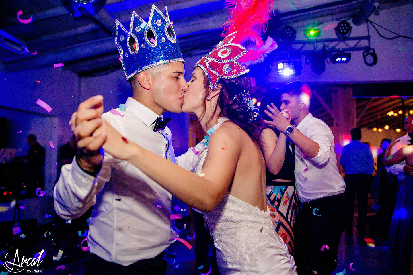 397-melina-y-mauricio-casamiento-iglesia-malaguen-o-la-lucia-salo-n-de-eventosa-48481