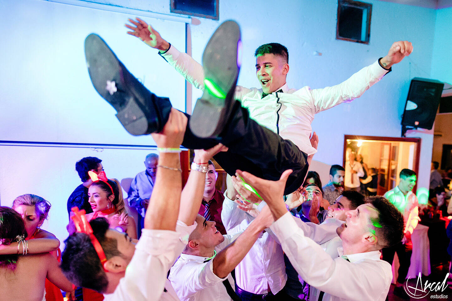 505-melina-y-mauricio-casamiento-iglesia-malaguen-o-la-lucia-salo-n-de-eventos-48481