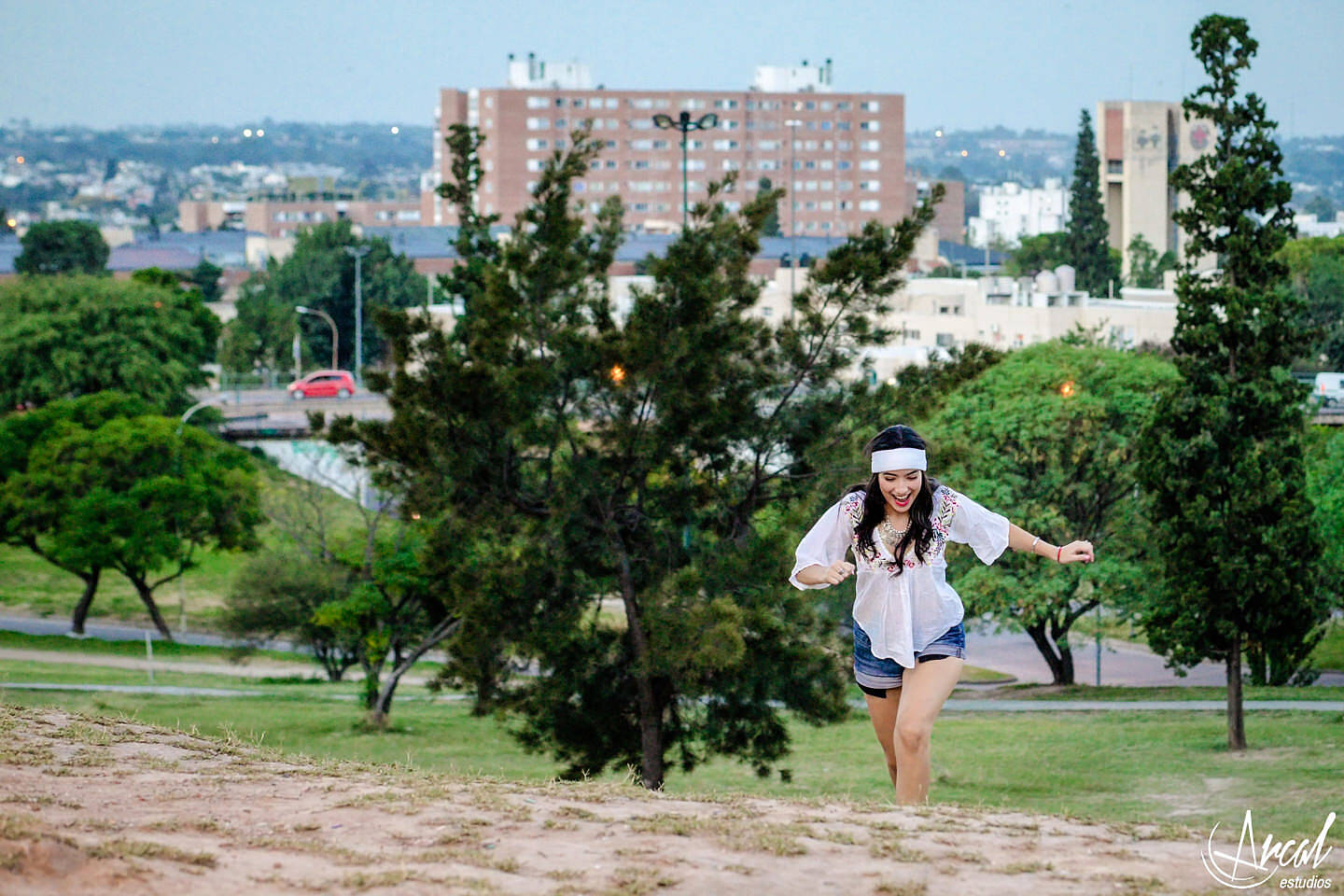 067-melina-godoy-book-de-15-fotografos-de-cordoba-parque-sarmiento-quincean-era-hippie-chic-guitarra-44577