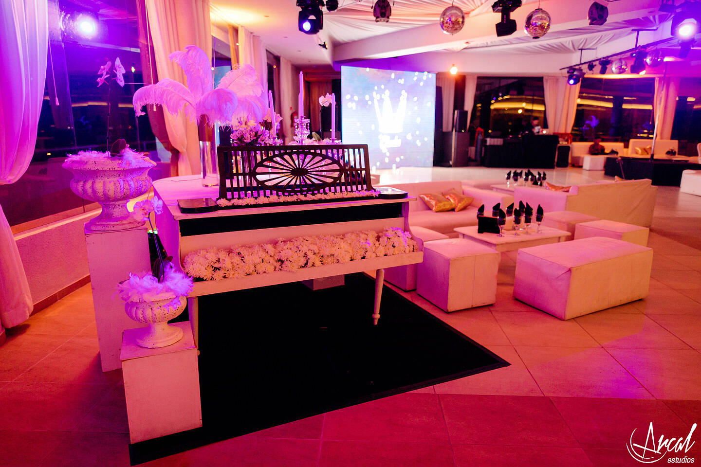 095-chechu-garci-a-fotografi-a-de-quincean-eras-carlos-paz-salo-n-de-fiestas-y-eventos-eleton-keops