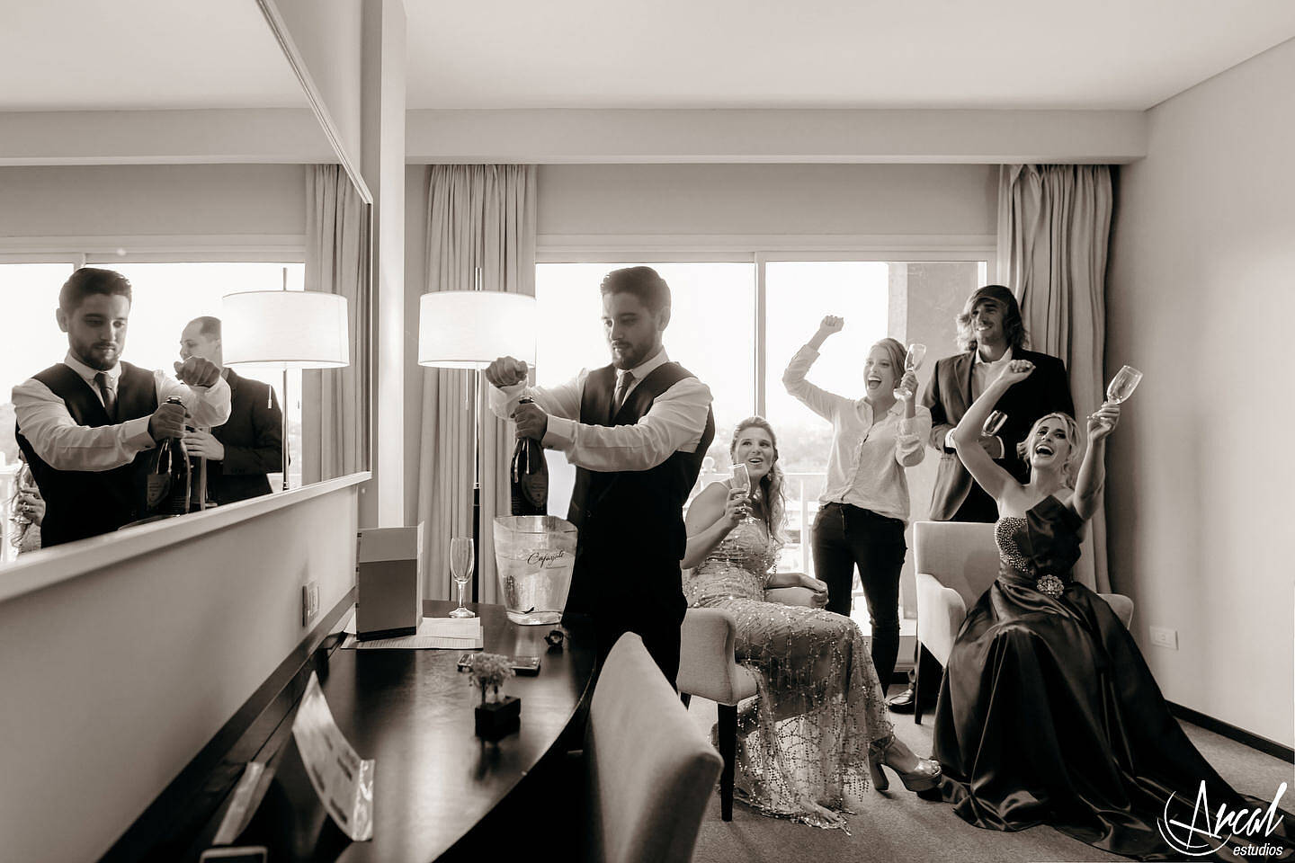 031-maca-y-santy-parroquia-nuestra-sen-ora-del-carmen-fiesta-en-salo-n-motona-utico-a