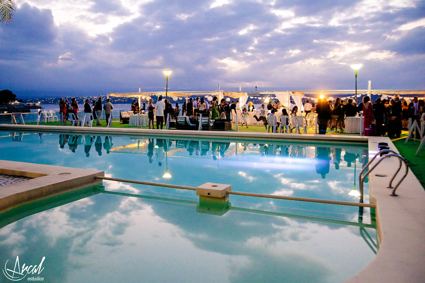 148-maca-y-santy-parroquia-nuestra-sen-ora-del-carmen-fiesta-en-salo-n-motona-utico