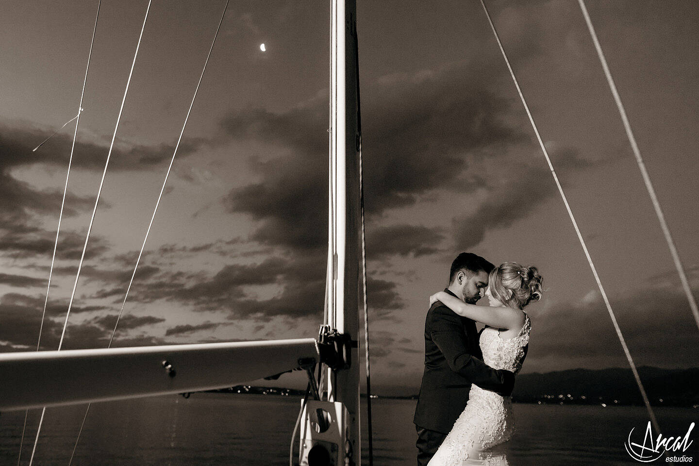 168-maca-y-santy-parroquia-nuestra-sen-ora-del-carmen-fiesta-en-salo-n-motona-utico-a