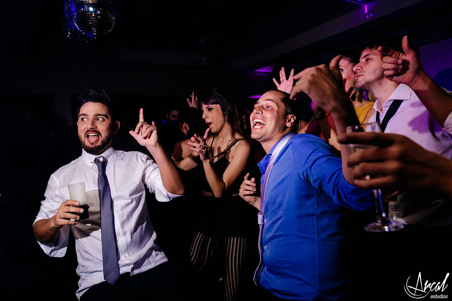 389-maca-y-santy-parroquia-nuestra-sen-ora-del-carmen-fiesta-en-salo-n-motona-utico-a