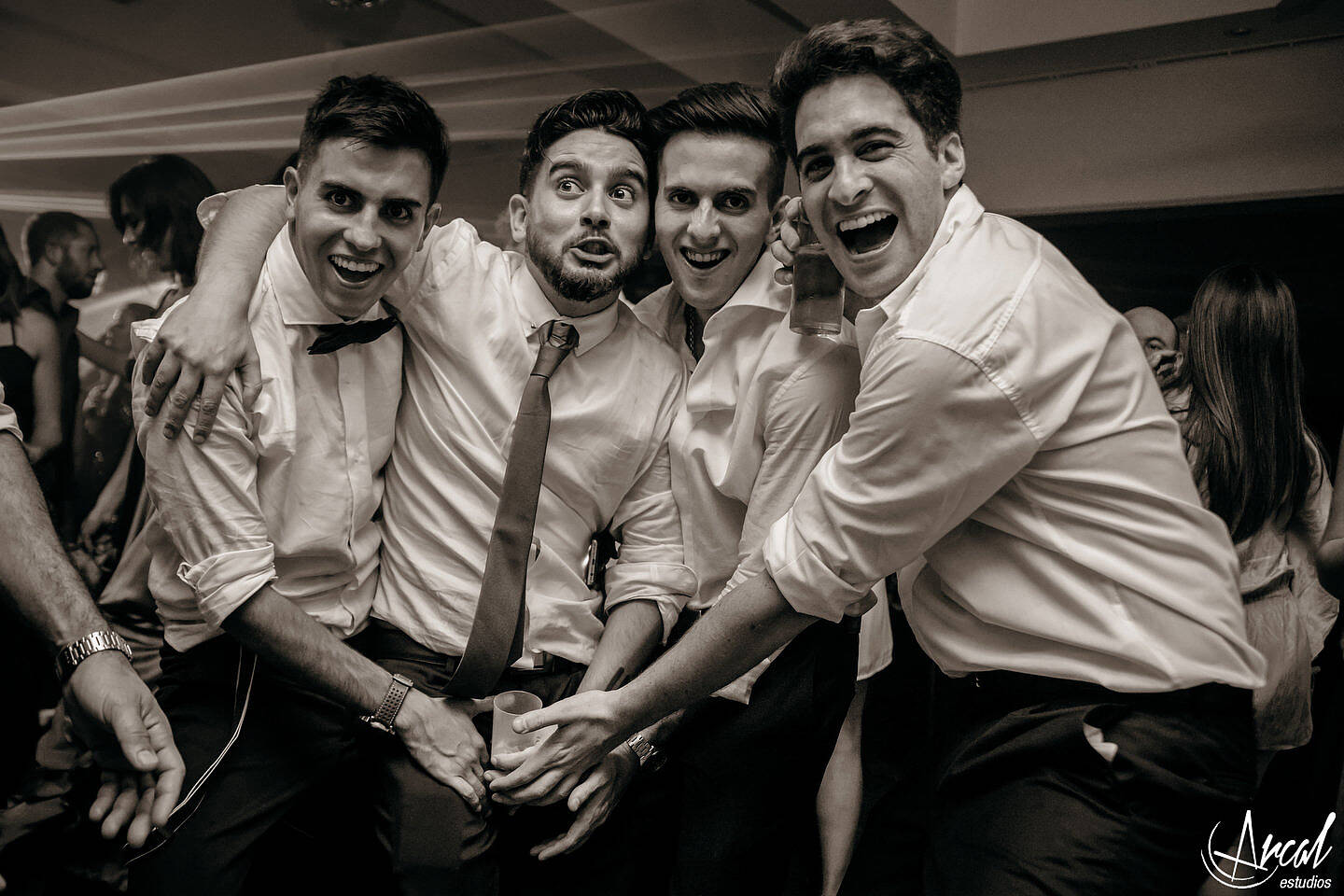 454-maca-y-santy-parroquia-nuestra-sen-ora-del-carmen-fiesta-en-salo-n-motona-utico-a