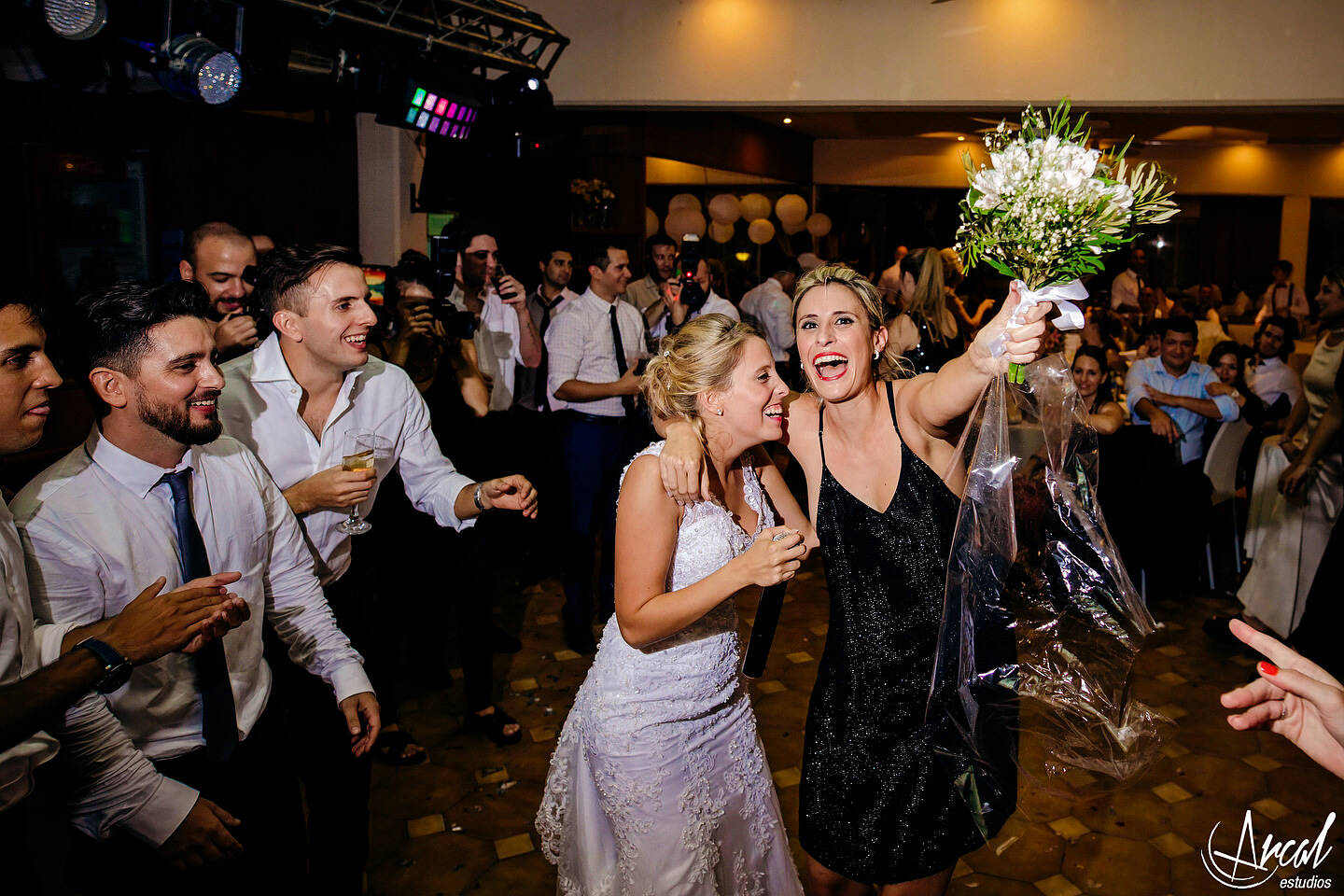 482-maca-y-santy-parroquia-nuestra-sen-ora-del-carmen-fiesta-en-salo-n-motona-utico-a