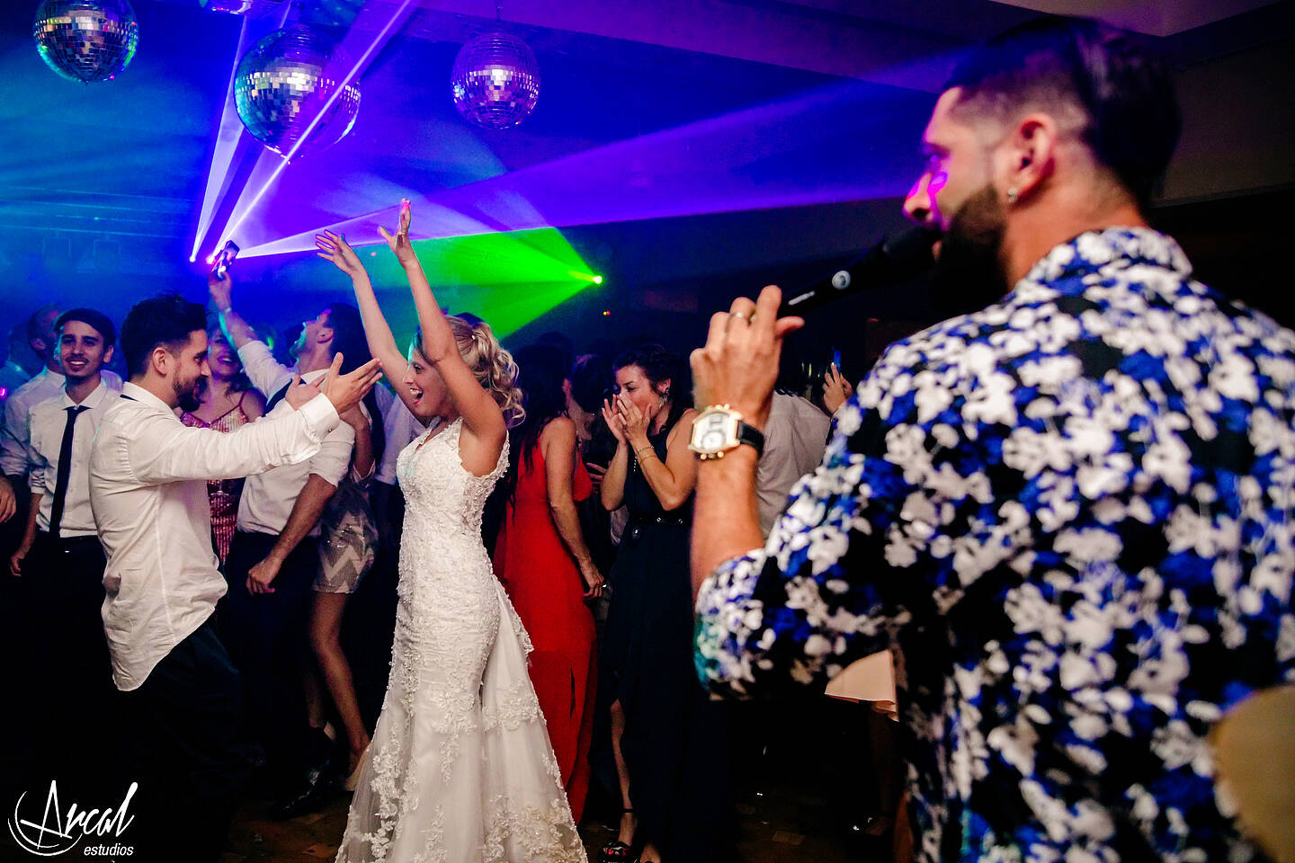 486-maca-y-santy-parroquia-nuestra-sen-ora-del-carmen-fiesta-en-salo-n-motona-utico