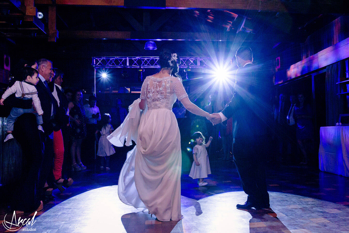 266-loly-y-eze-parroquia-del-carmen-iglesia-del-centro-carlos-paz-salon-bach