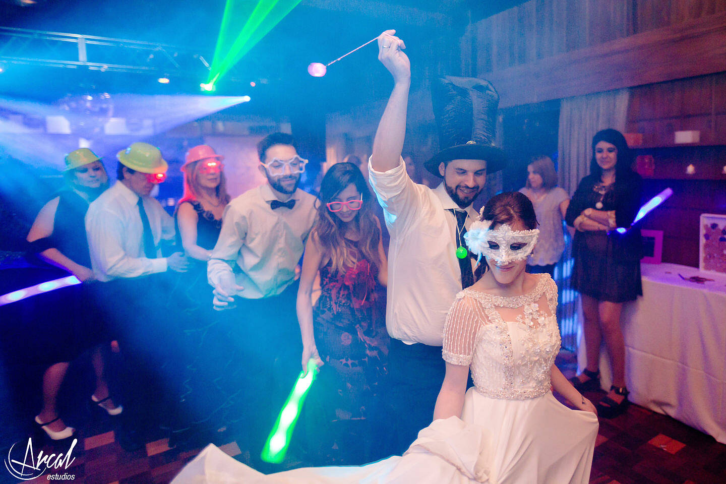 461-loly-y-eze-parroquia-del-carmen-iglesia-del-centro-carlos-paz-salon-bach