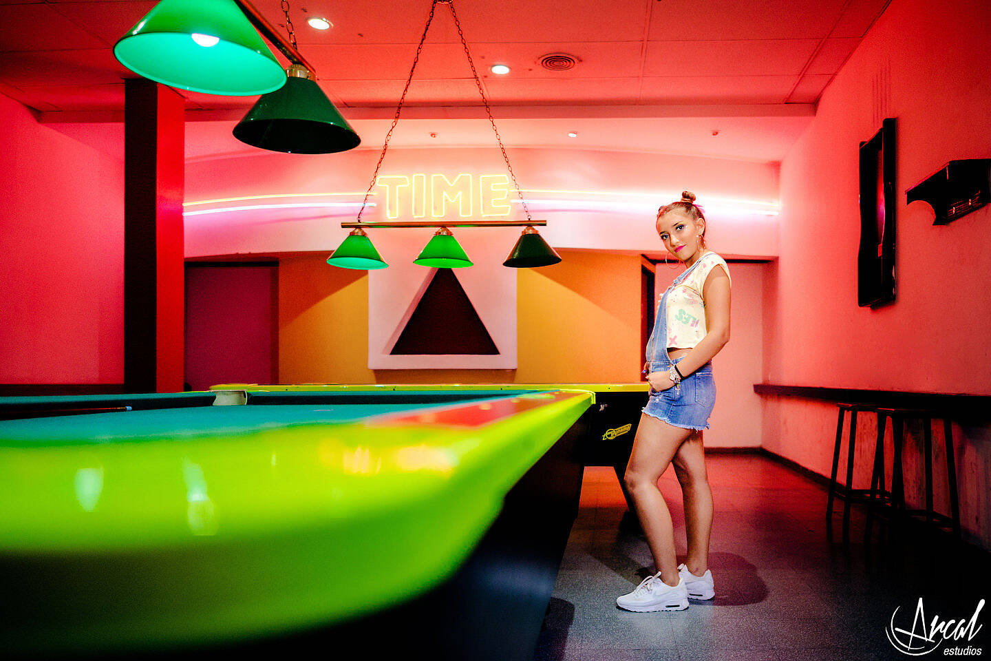 030-lucia-videojuegos-games-pool-match-new-york-time-costanera-montebello-restaurante-carlos-paz-49200