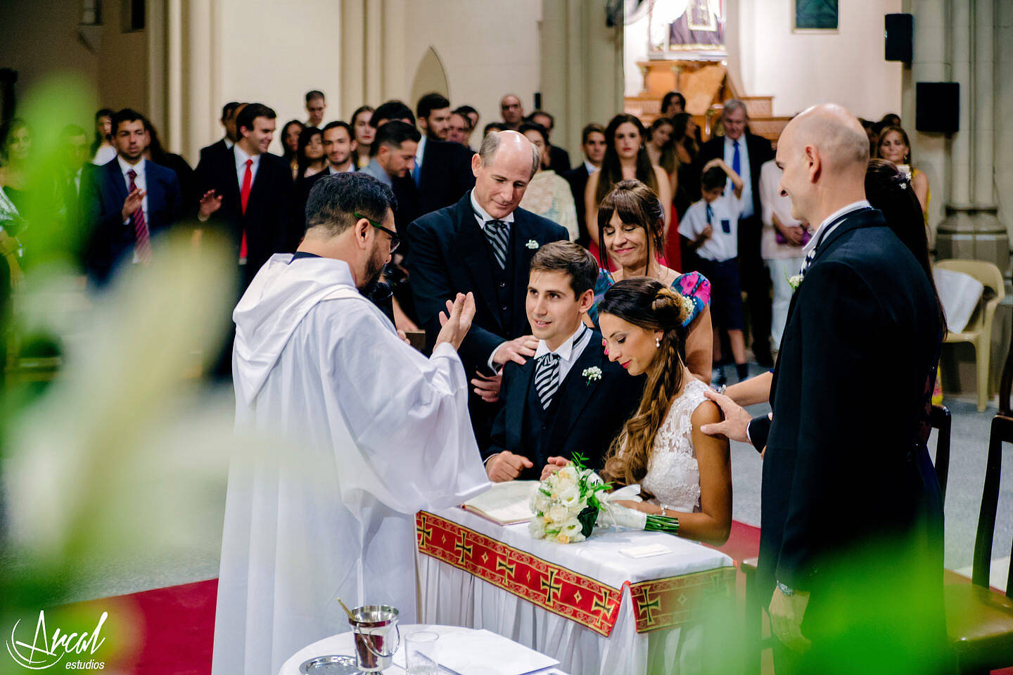 095-agustina-y-narciso-boda-en-villa-allende-iglesia-del-carmen-salo-n-bolgheri