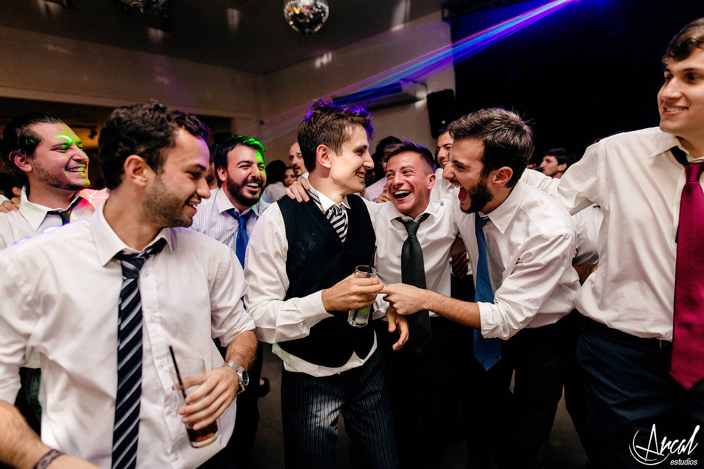 356-agustina-y-narciso-boda-en-villa-allende-iglesia-del-carmen-salo-n-bolgheri