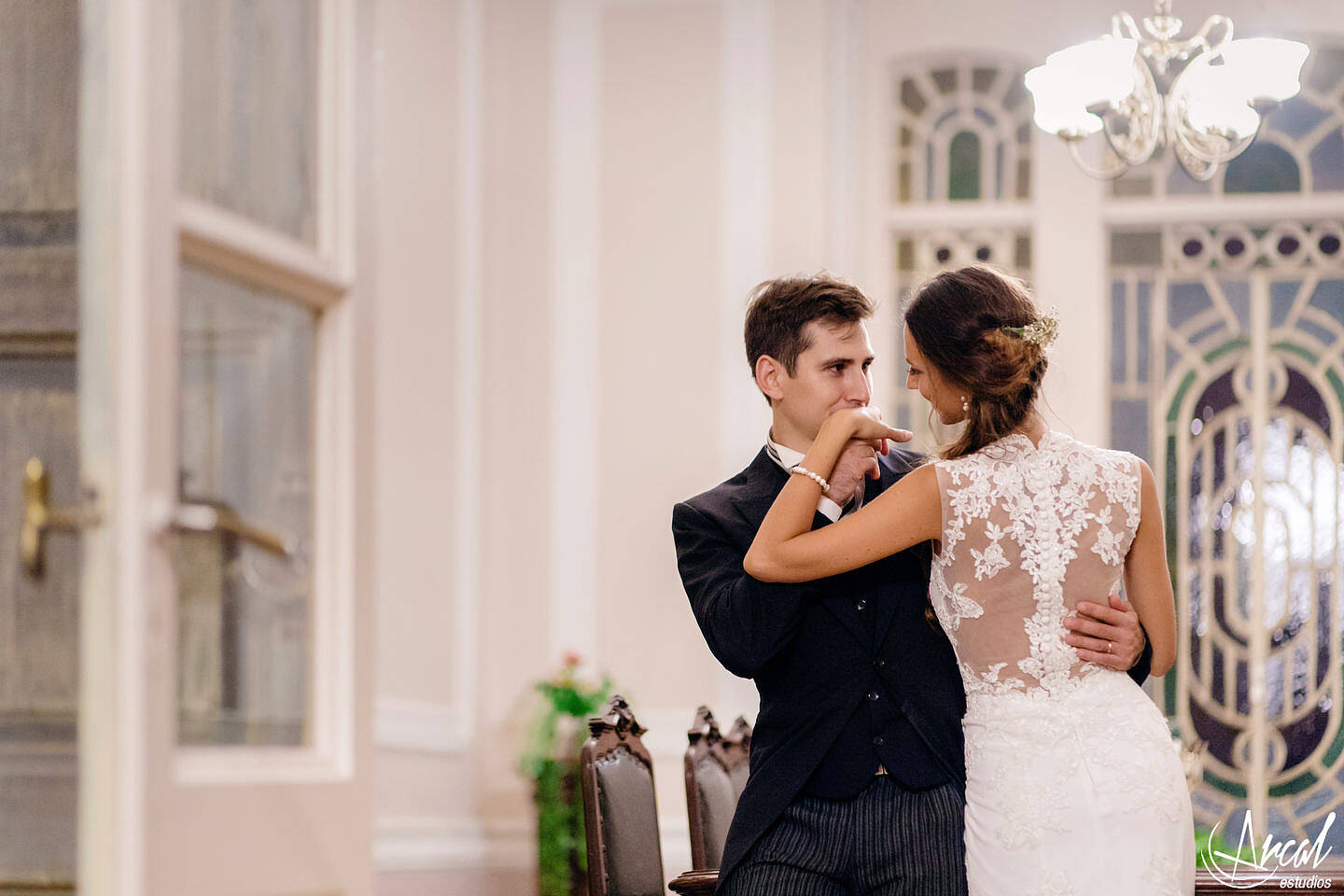 515-agustina-y-narciso-boda-en-villa-allende-iglesia-del-carmen-salo-n-bolgheri