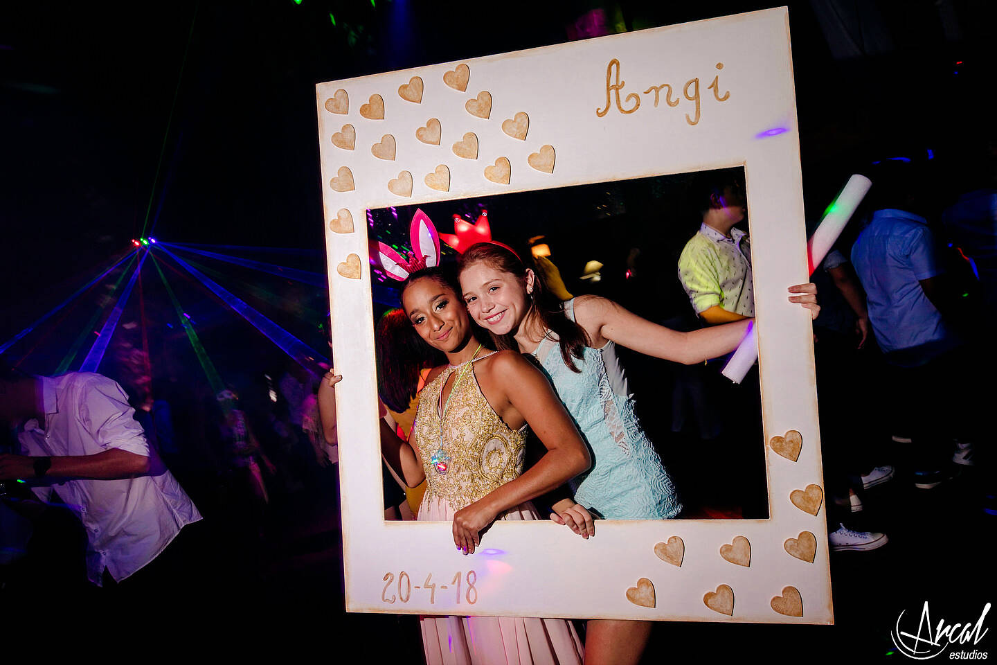 414-angi-vasquez-salo-n-stakel-jean-carlos-en-vivo-rafael-nun-ez-quincean-era-hostel-onas-arcal-estudios-photography-fifteens