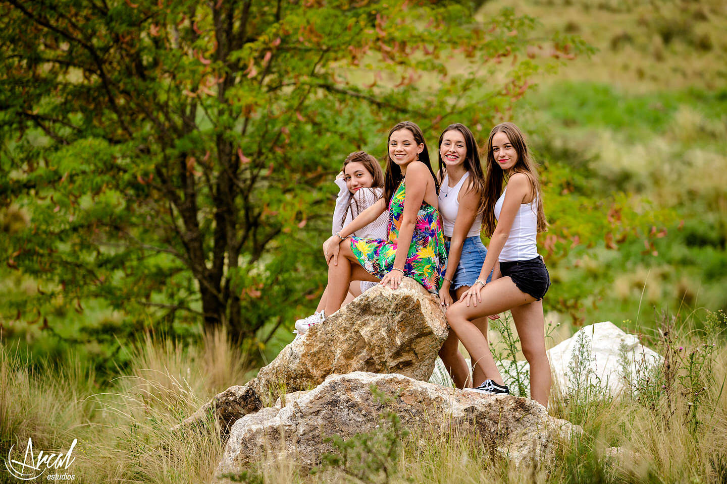 047-valentina-gottero-book-quincean-era-vestido-de-15-bosque-del-observatorio-ri-o-san-clemente-canteras