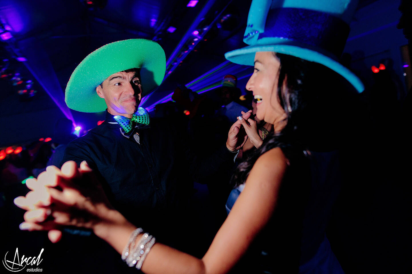 300-arcal-estudios-milagro-acun-a-quincean-era-la-calera-salo-n-de-fiestas-y-eventos-tres-aguas