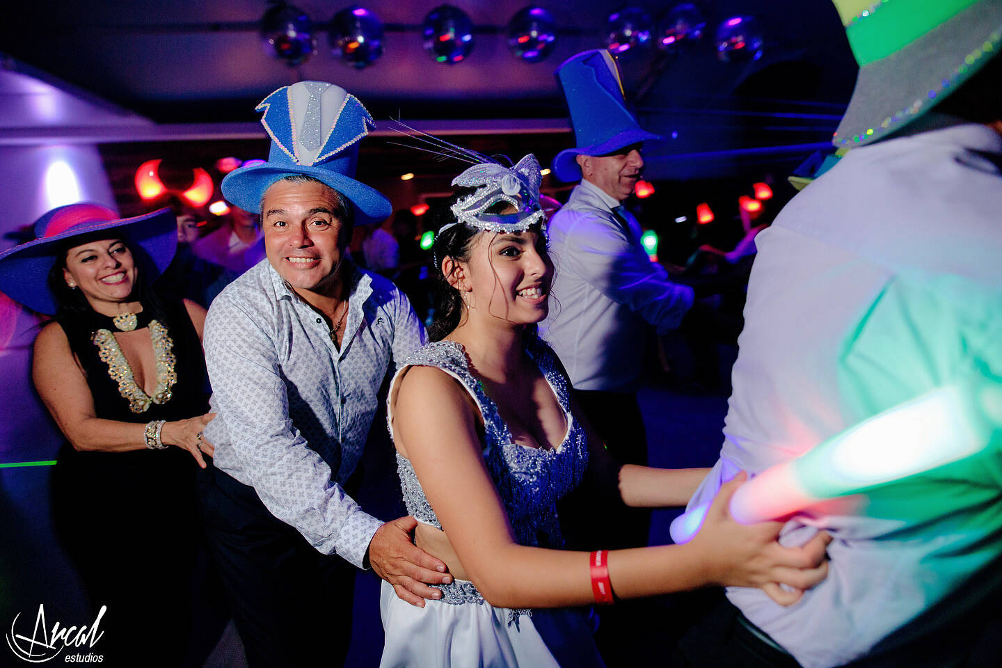 305-arcal-estudios-milagro-acun-a-quincean-era-la-calera-salo-n-de-fiestas-y-eventos-tres-aguas