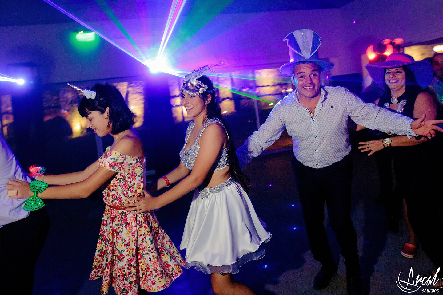 308-arcal-estudios-milagro-acun-a-quincean-era-la-calera-salo-n-de-fiestas-y-eventos-tres-aguas