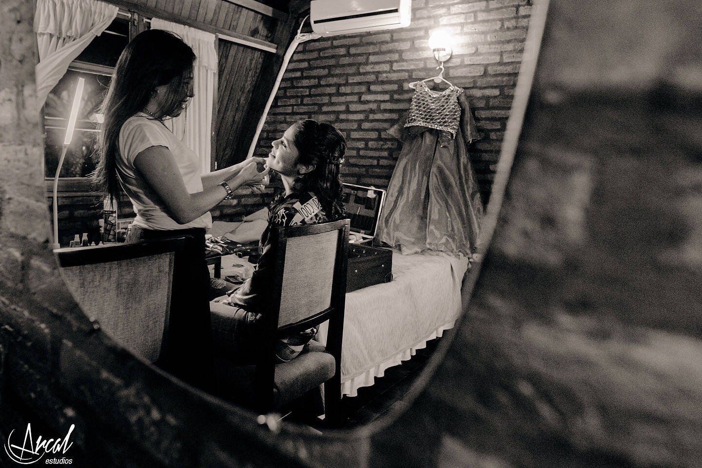 005-arcal-estudios-sofia-tello-hotel-portal-del-lago-salon-de-fiestas-y-eventos-sociedad-rural-malaguen-oa-57153