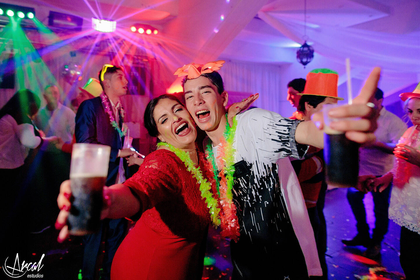 386-arcal-estudios-sofia-tello-hotel-portal-del-lago-salon-de-fiestas-y-eventos-sociedad-rural-malaguen-oa-57153