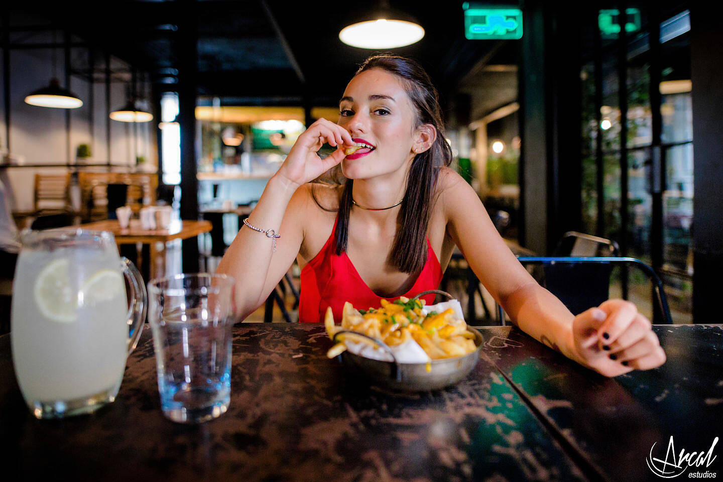 201-book-quincean-era-manuela-tote-camelia-el-mentidero-de-gu-emes-chabacano-bares-en-co-rdoba-capital-71676