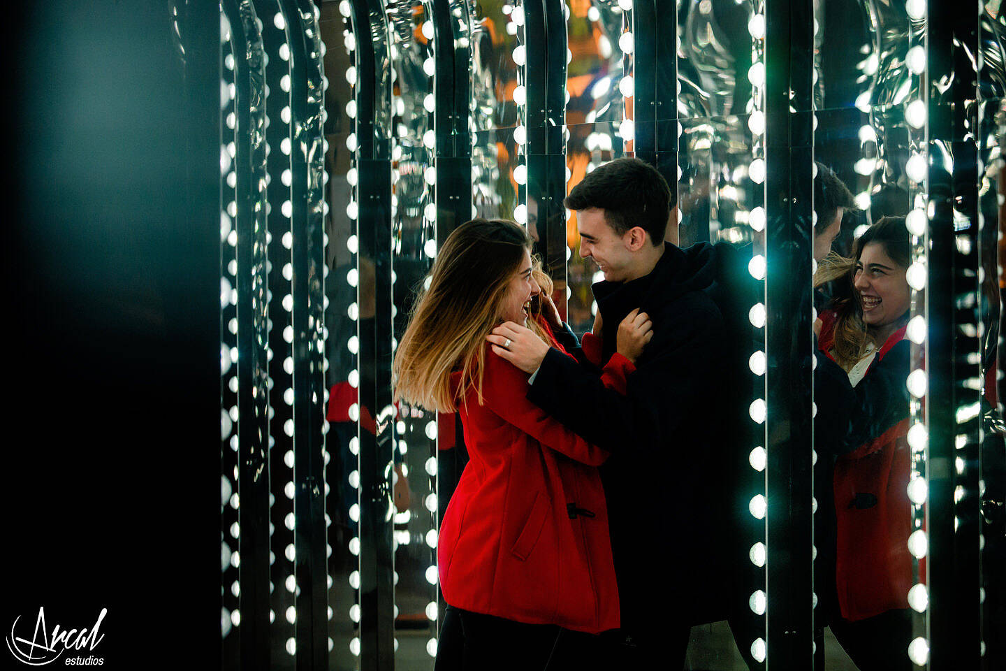 042-sol-y-santy-londres-de-noche-underground-trenes-foto-con-movimiento-de-gente-london-eye-79836
