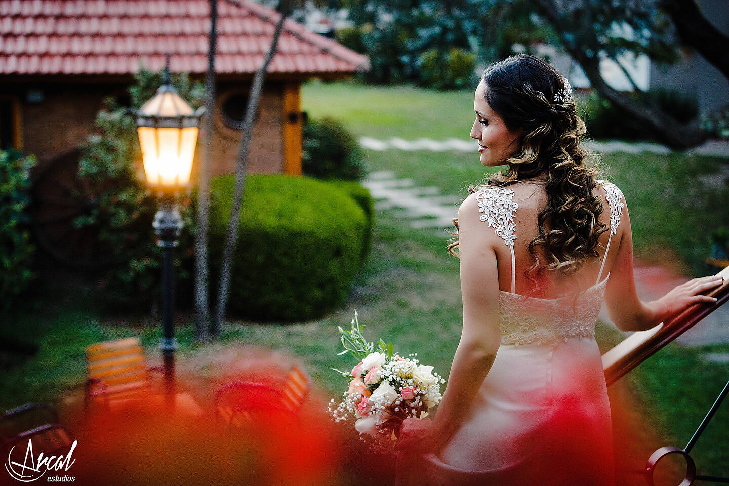 014-emilia-y-josue-fotos-de-boda-vestido-de-novia-san-isidro-apart-carlos-paz-salon-campo-del-carmen-alta-gracia-87004