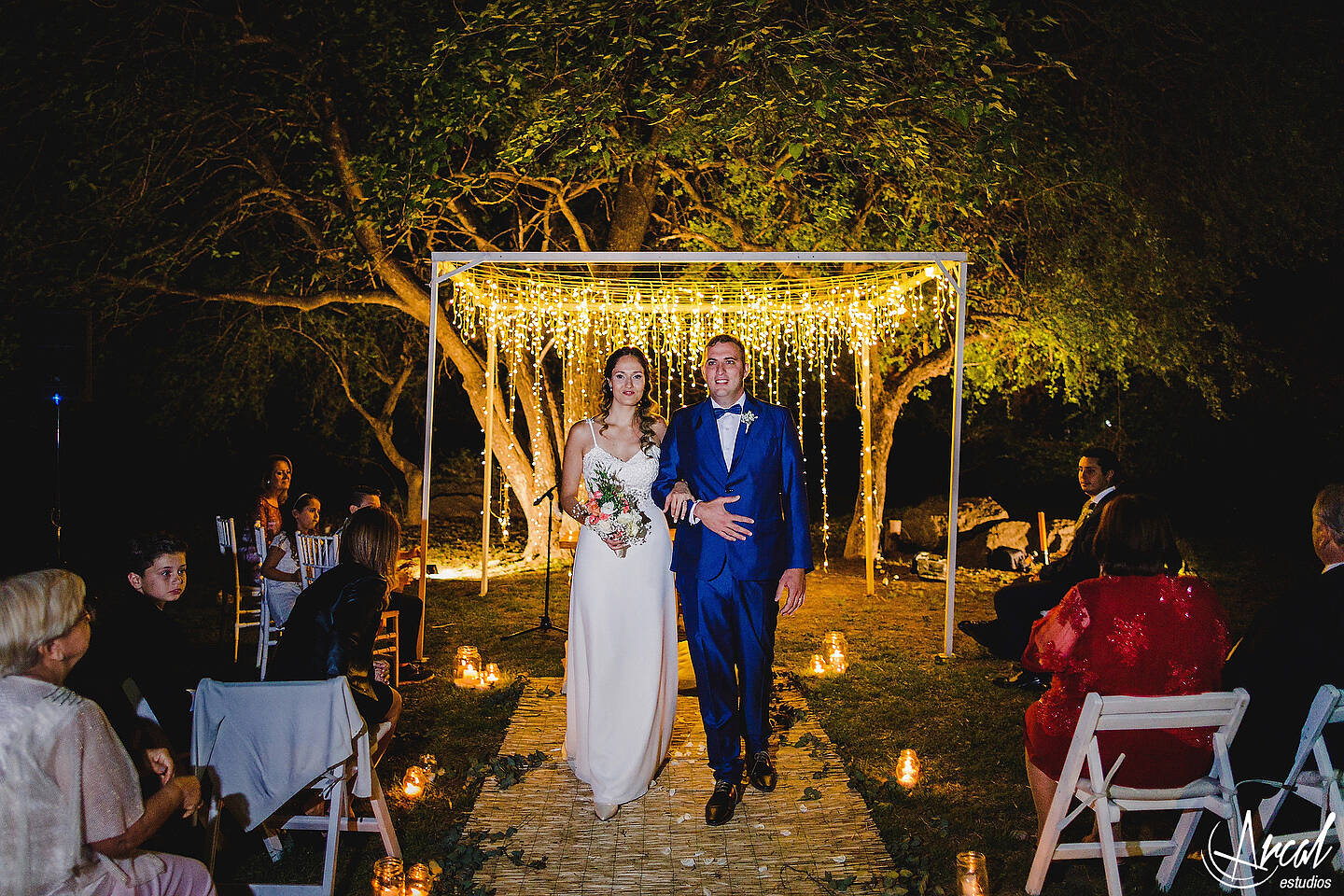 036-emilia-y-josue-fotos-de-boda-vestido-de-novia-san-isidro-apart-carlos-paz-salon-campo-del-carmen-alta-gracia-87004