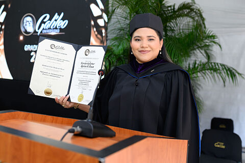 Kimberly Rodas - Graduación