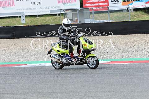 15.00 Batteria G Rosa