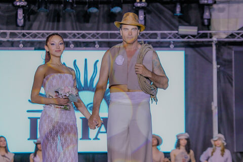 Elegance Desfile 12 de Octubre 2025