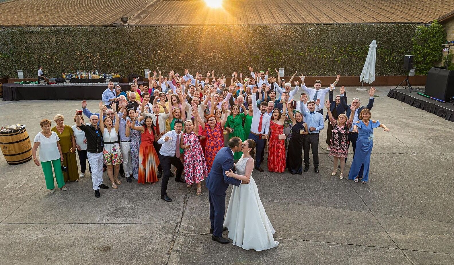 María entre lágrimas y emocionada en su boda celebrada en Nájera. 
