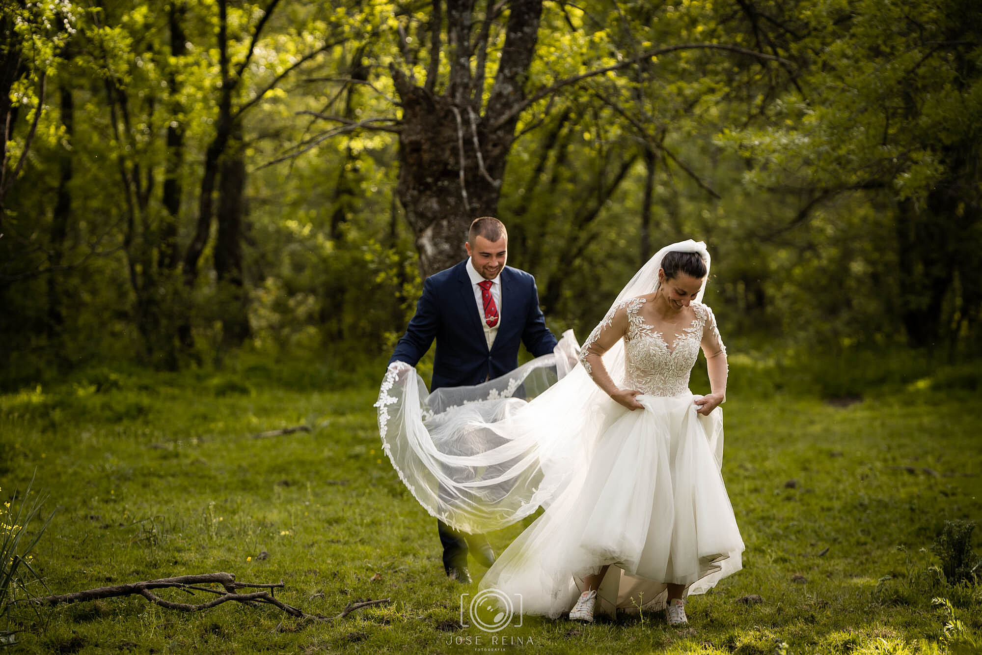 FOTOGRAFO BODAS MADRID FOTOGRAFO BODAS ALCALA FOTOGRAFO BODAS GUADALAJARA REPORTAJE POSTBODA EN SOTO DEL REAL POSTBODA CON CABALLOS-0008