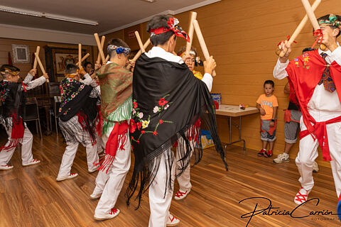 PEQUEÑOS DANZADORES