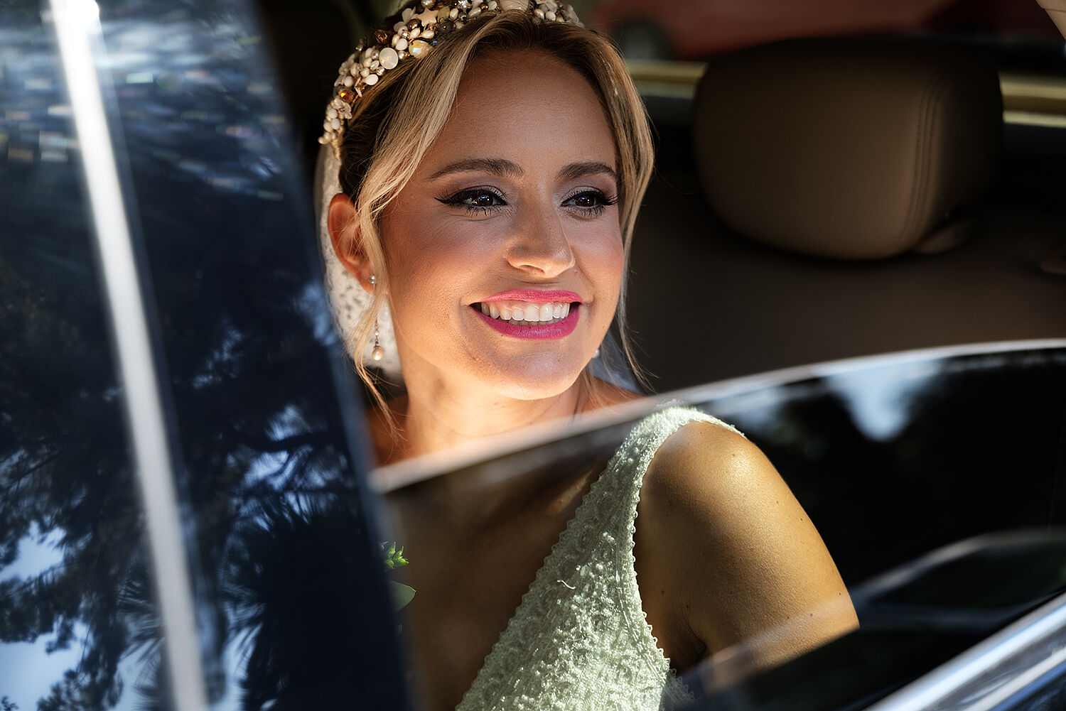 Fraco fotografía - novia-coche-clasico-llegada-ceremonia-civil-jardines-sansuena-cordoba-ts20260729085150576780.jpg