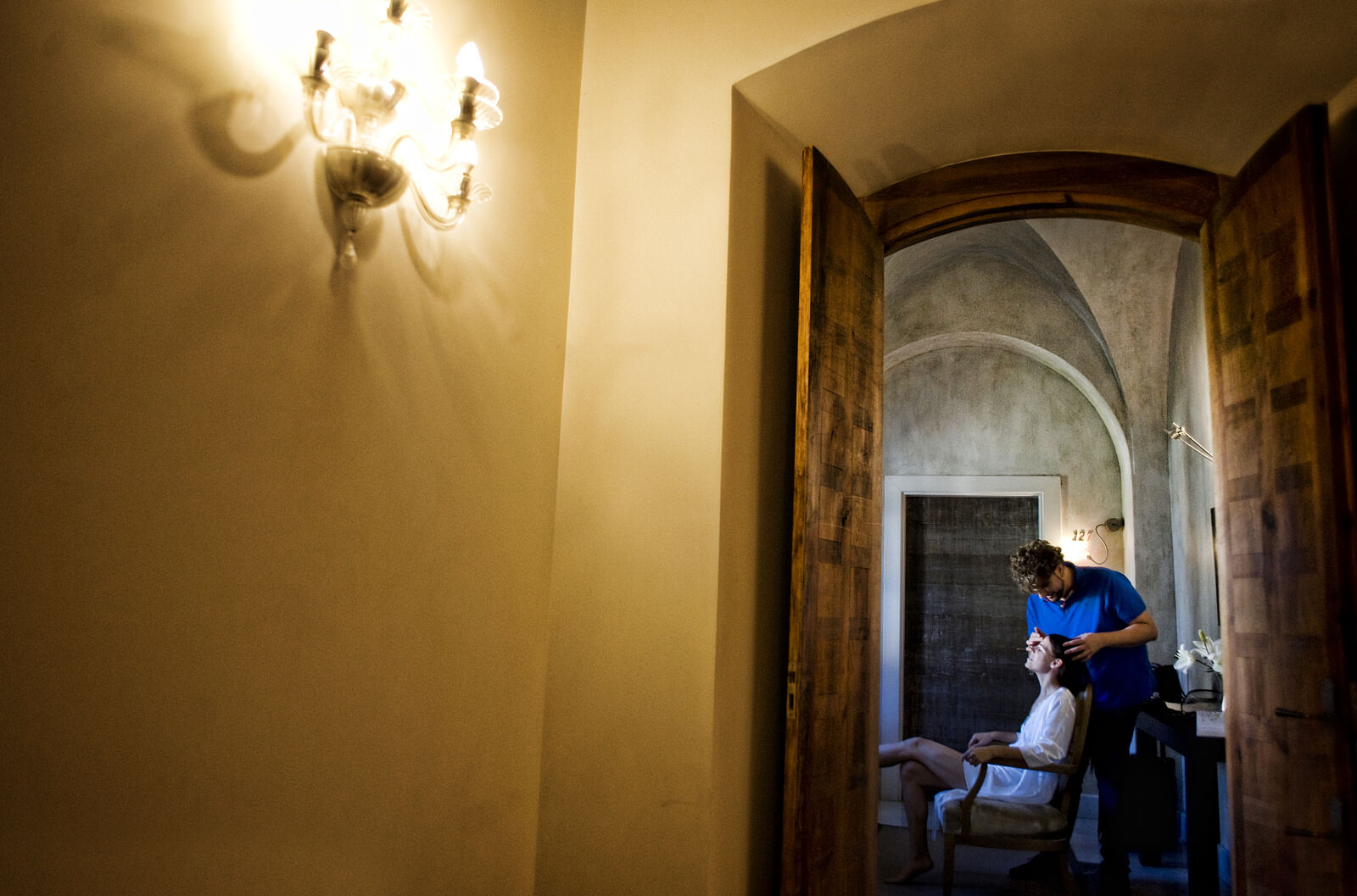 Fraco fotografía - preparativos-novia-boda-documental-en-hotel-hopes-palacio-bailio-momento-peluqueria-ts20260728202244886478.jpg