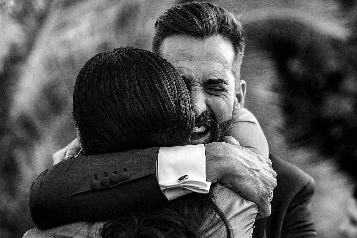 Fraco fotografía - momentos-sentimentales-en-una-civil-boda-en-el-cortijo-la-vieja-cigarra-en-cordoba-ts20260806181710537405.jpg
