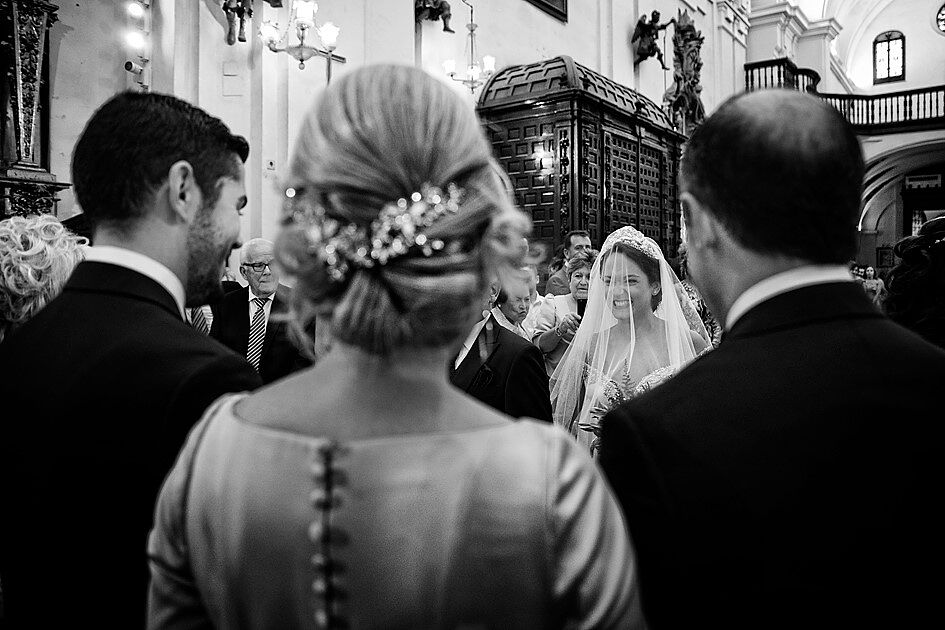 Fraco fotografía - entrada-de-la-novia-a-la-iglesia-1-ts20250922103623916069.jpg