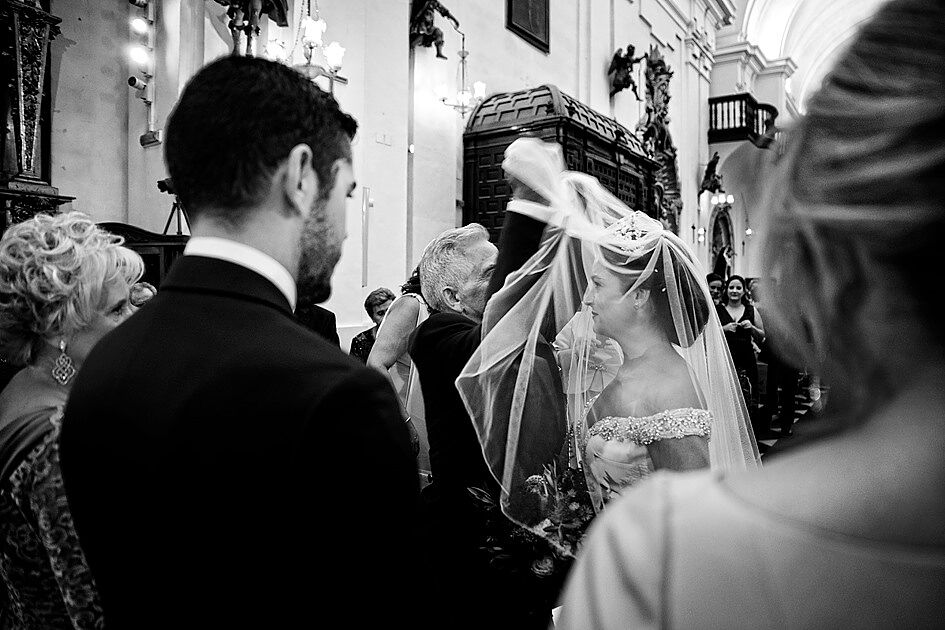 Fraco fotografía - entrada-de-la-novia-a-la-iglesia-5-ts20250922103748546605.jpg