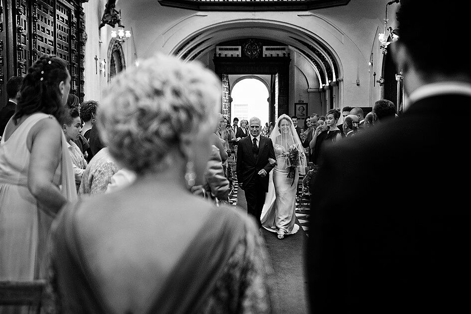 Fraco fotografía - entrada-de-la-novia-a-la-iglesia-6-ts20250922103550320852.jpg