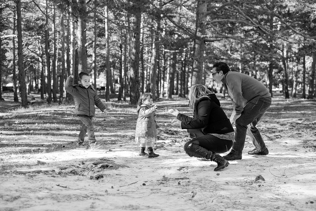 Fotografo_de_bodas_Madrid_Sergio_Reyes_Sesion_de_familia_Navidad_Puerto_de_Canencia_011