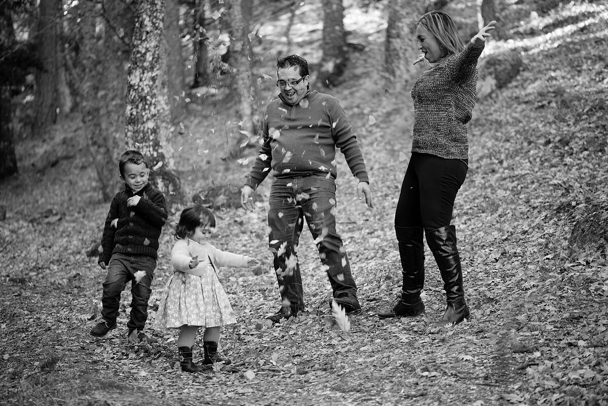 Fotografo_de_bodas_Madrid_Sergio_Reyes_Sesion_de_familia_Navidad_Puerto_de_Canencia_024