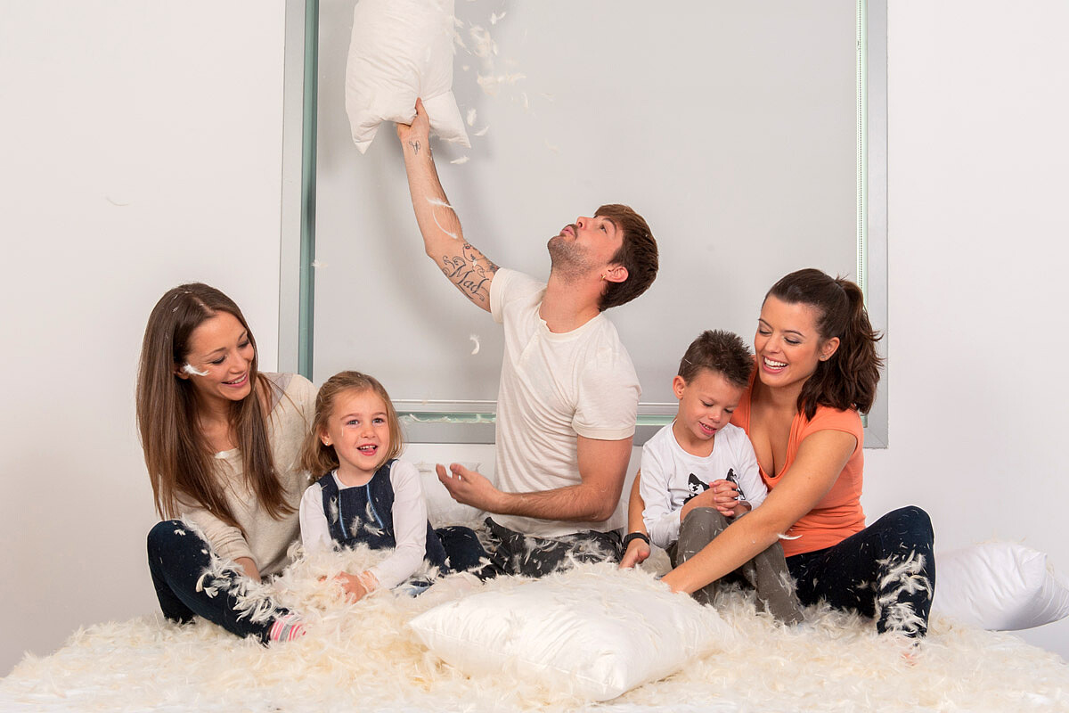 Fotografo_de_Bodas_Madrid_Sergio_Reyes_Calendario_Solidario_Grupo_Amas_Sara_Gomez_Adriana_Torrebejano_Luis_Fernandez_008