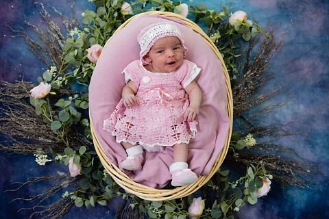 Perla Crystal New born Pictures 