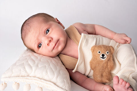 NEWBORN MANUEL