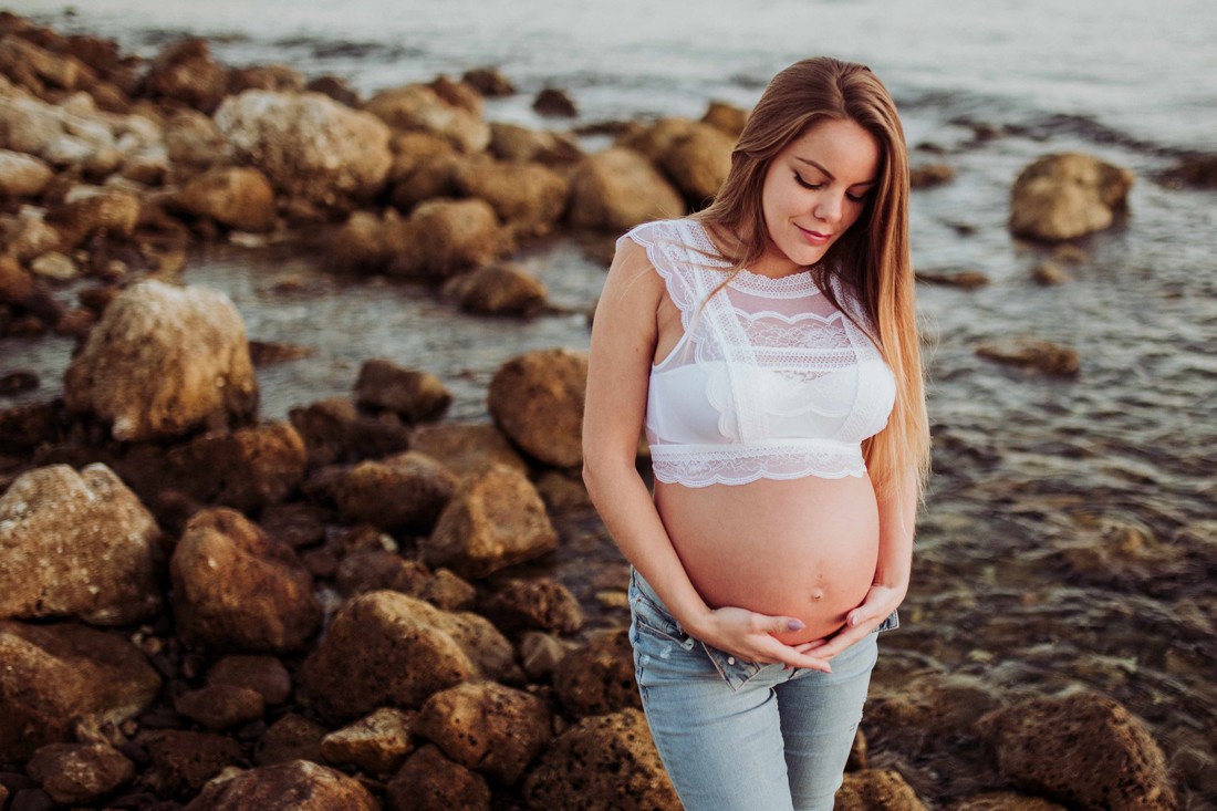 sesion fotos en la playa malaga fotografos embarazadas malaga 10