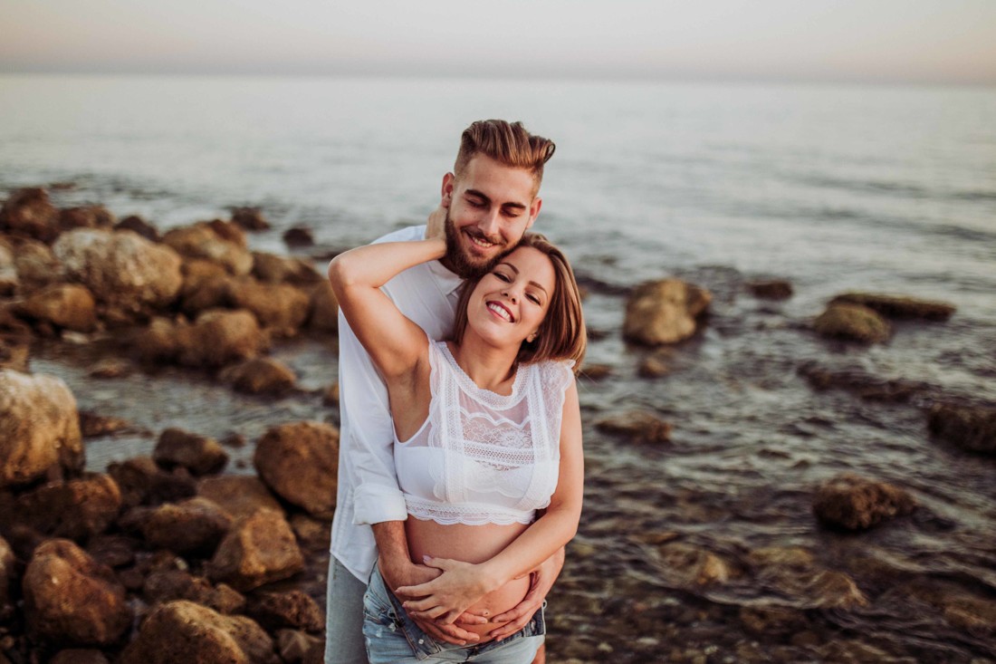 sesion fotos en la playa malaga fotografos embarazadas malaga 13