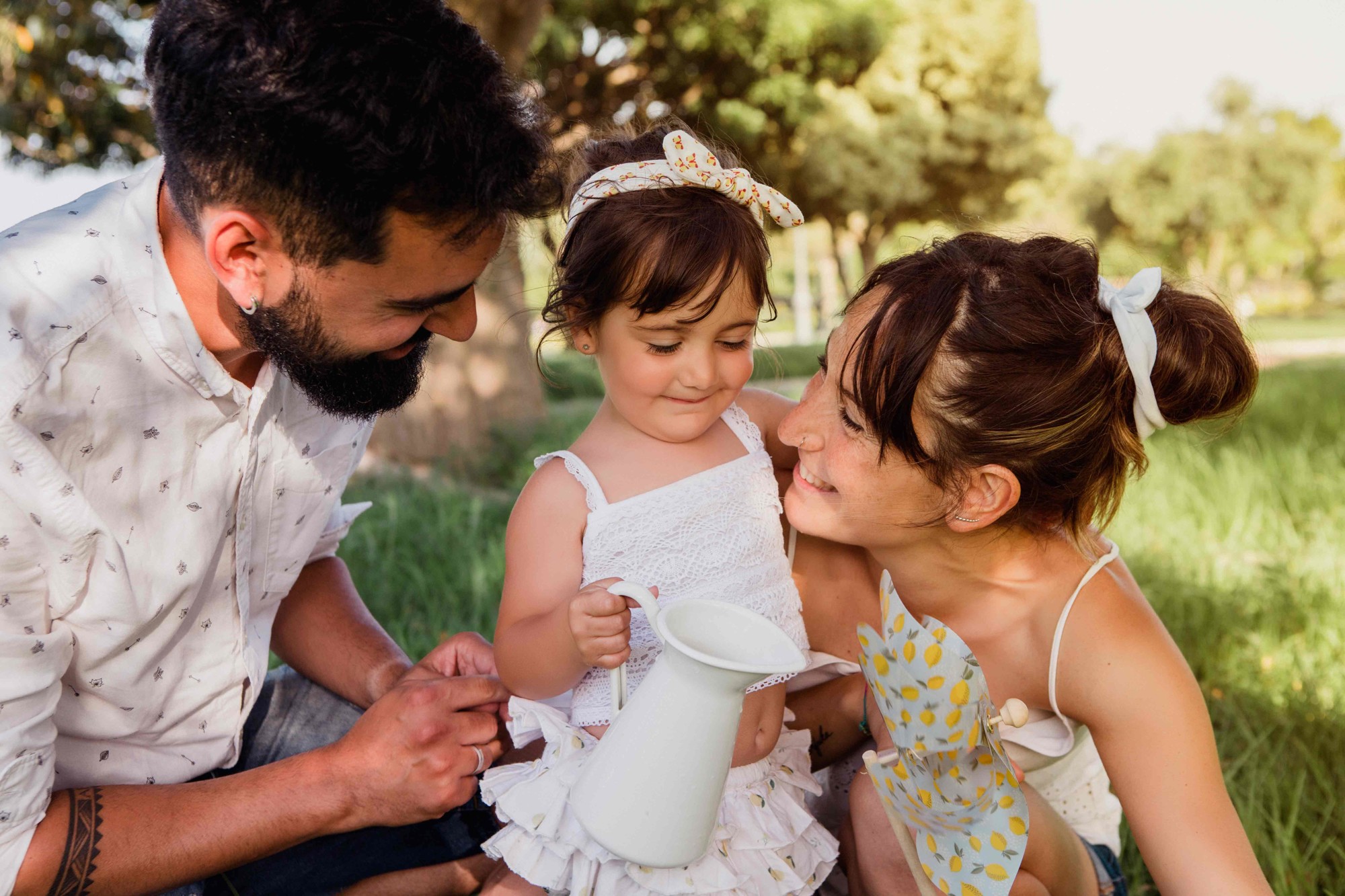 Fotografos de familia Málaga,sesion fotos exterior parque de la bateria 17