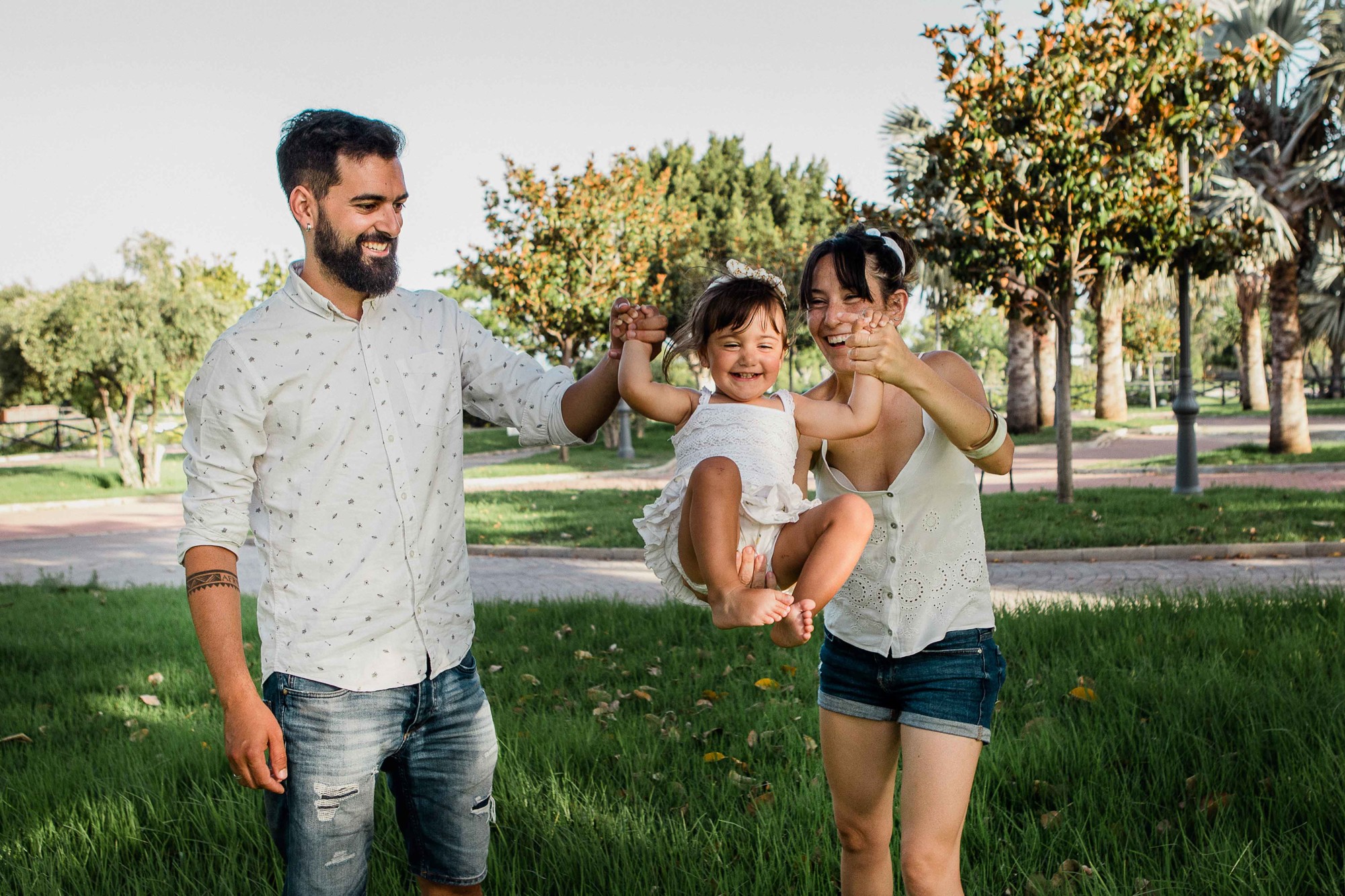 Fotografos de familia Málaga,sesion fotos exterior parque de la bateria 12