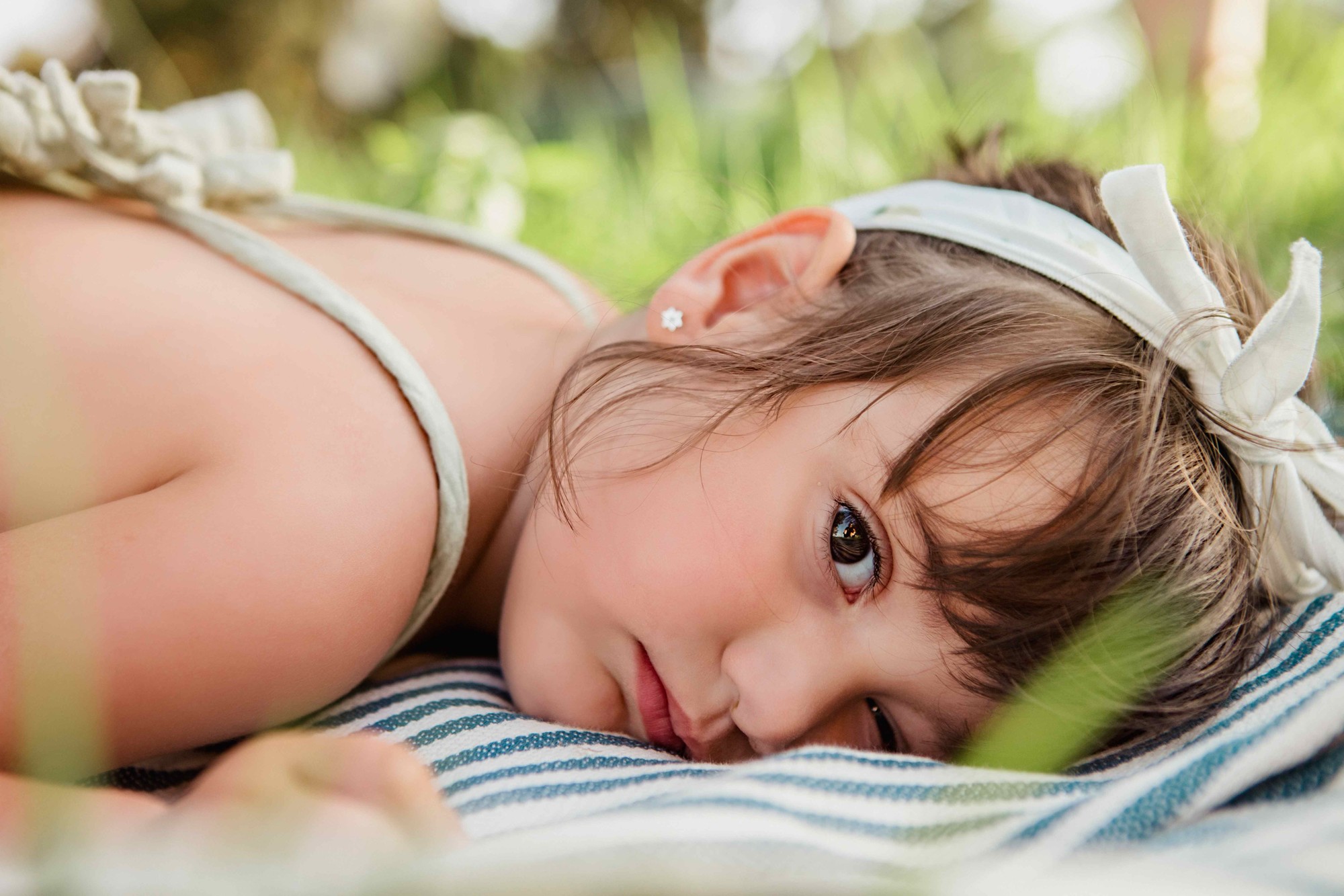 Fotografos de familia Málaga,sesion fotos exterior parque de la bateria 14